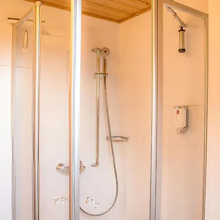 Auerhahn Ferienhaeuser Auerhahn 404 בית נופש *